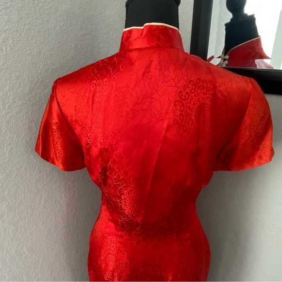 VINTAGE Cheongsam Qipao Mandarin Red Silky Dress - Picture 8 of 15